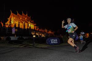 BIB: 960
                            <button type="button" onclick="openModal(22290685)" class="btn btn-primary btn-sm float-right btn-popup" data-toggle="modal" data-target=".modal-high-quality">
                        <i class="fas fa-shopping-cart"></i> Add to Cart
                    </button>
                                            <button type="button" onclick="isThisMe(22290685, true)" class="btn btn-success btn-sm float-right btn-popup btn-isme hidden" data-toggle="tooltip" data-placement="bottom" title="นี่คือรูปของคุณใช่ไหม คลิกที่นี่เพื่อเอาเข้าอัลบั้ม">
                        <i class="fas fa-plus"></i> Add to album
                    </button>
                    <button type="button" onclick="isThisMe(22290685, false)" class="btn btn-warning btn-sm float-right btn-popup btn-isnotme hidden">
                        <i class="fas fa-ban"></i> Remove from album
                    </button>